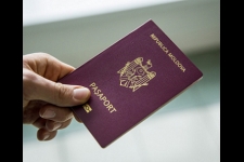 Из молдавских паспортов хотят убрать указание национальности